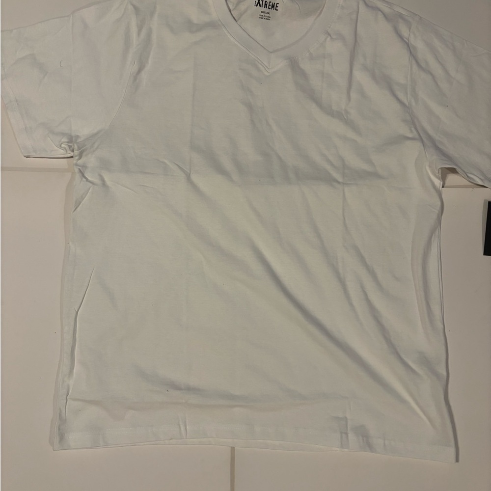 Lot Of 4 Mens iXtreme White Tees -  1 2XL, 2 XLs, 1 Medium
